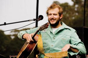 Dooce.com photo: John Vernon is the talent behind the indie folk band Bon Iver. The singer/songwriter founded the band in 2007 after a bad breakup with his girlfriend and band. Other band members include Michael Noyce, Sean Carey, and Matthew McCaughan.